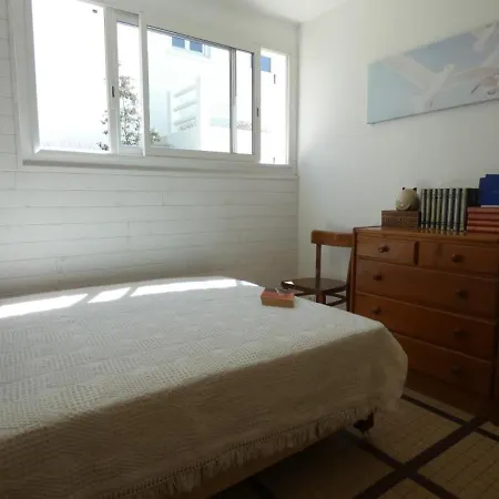 Cosy A 100m De La - 5 Pers, Equipe, 33m², Parking, - Fr-1-540-239 *